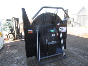 lot 162 image: Raytree 72 Skid Steer 4 Blade Heavy Duty Brush Cutter