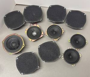 lot 157R image: RR - Speakers by Cambridge SoundWorks, Virtue and More