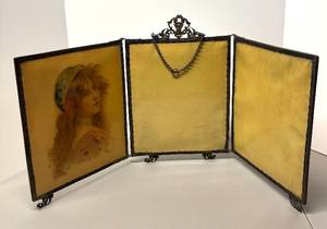 lot 165R image: FR - Antique Art Nouveau Maiden Portrait Celluloid Tri-Fold Vanity Mirror