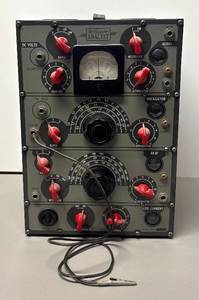lot 171R image: O - Meissner Analyst Signal Tracer Model 9-1040