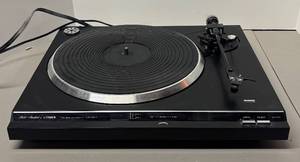 lot 242R image: RR - Fisher ST-38D Turntable - Semi-Automatic, 3345 RPM Vintage Vinyl Player