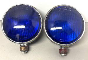 lot 248R image: LLR - Two Vintage Unity Mfg. Co Spotlights  - Cobalt Blue Lenses Model S-3