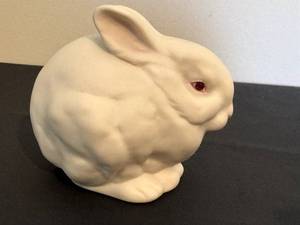 lot 74D image: Cybis Rabbit Porcelain Figurine