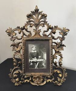 lot 81D image: DR - Antique Ornate Frame