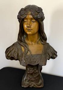 lot 105D image: DR - Emmanuel Villanis Iris Bust - Vintage French Art Nouveau Ceramic