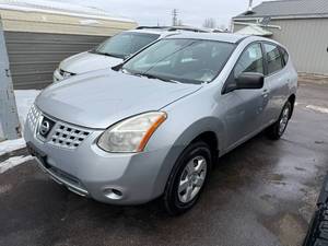 lot 12 image: 2009 Nissan Rogue S AWD