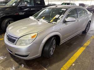 lot 21 image: 2007 Saturn Aura