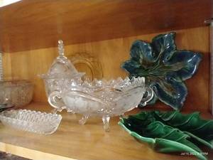 lot 112 image: Shelf of Glassware
