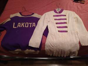 lot 151 image: Lakota CheerBand Uniform Tops