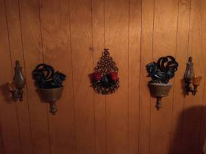lot 161 image: Vintage Metal Wall Decor