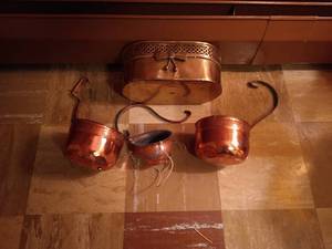 lot 163 image: (3) Hanging Pots & Planter