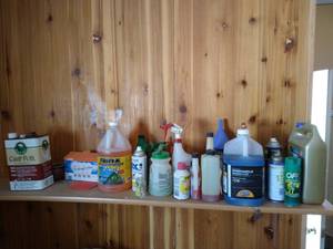 lot 264 image: Shelf of Misc. Fluids