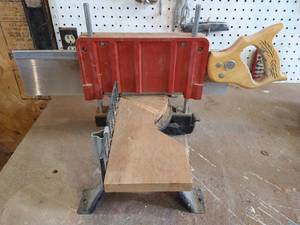 lot 292 image: Box Miter Saw