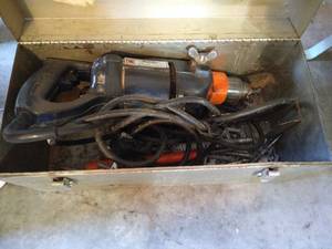 lot 322 image: Black & Decker Hammer Drill