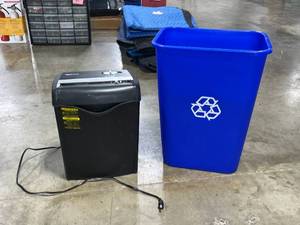 lot 140 image: Amazon Basics Paper Shredder and Blue Recycling Bin
