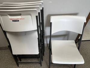 lot 147 image: Set of 5 Lifetime White Folding Chairs with Steel Frames