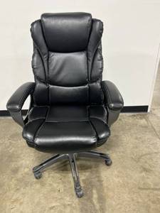 lot 37 image: Black Leather Executive Office Chair with Armrests