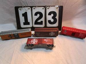 lot 123 image: Assorted Rail Cars - qty 4