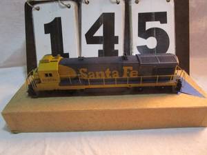 lot 145 image: Athearn Santa Fe Engine #6356