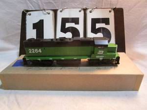 lot 155 image: Athearn Burlington Northern Engine #2264