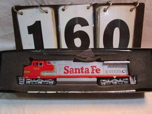 lot 160 image: Spectrum Railroader Series Santa Fe Engine #838