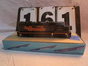 lot 161 image: Athearn Rio Grande Engine #3099