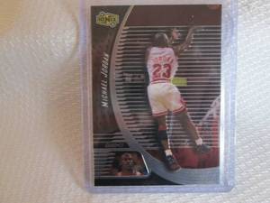 lot 11 image: 1999 Upper Deck Michael Jordan Ioni...