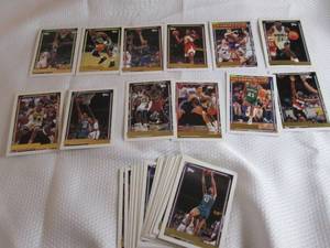 lot 48 image: 1992-93 Toops Gold Basketball Cards...