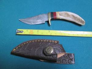 lot 529 image: Hand crafted knife with a leather s...