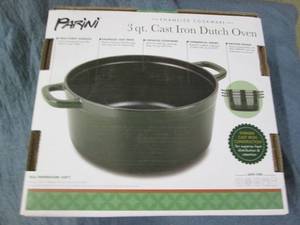 lot 22 image: New Parini 3 qt cast iron Dutch ove...