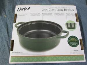 lot 58 image: New Parini 2 qt cast iron braizer...