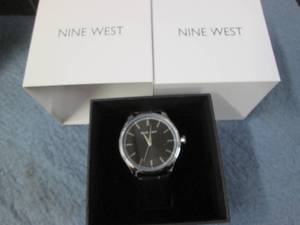 lot 78 image: Nine West watch...