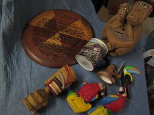 lot 86 image: Wood and ceramic figures wolf mug, ...