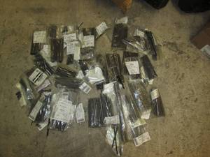 lot 122 image: Huge lot of drill bits - factory se...