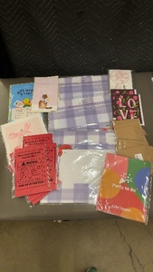 lot 17 image: Assorted Greeting Cards & Gift Wrap Bundle - Cards, Tags & Envelopes