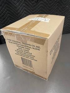 lot 32 image: First Colonial Blue Nitrile Industrial Gloves - Powder-Free Size Large - 6645NLB (Lot of 1000)