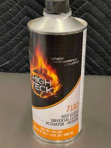 lot 45 image: 7102 High Gloss Universal Clear Activator - Medium (32 oz)