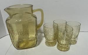 lot 8 image: 1930s Federal Glass Madrid Pattern Amber Pitcher and 4 Glasses