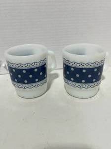 lot 26 image: 2 Vintage Fire King Anchor Hocking Mugs Polka Dot with Blue Lace