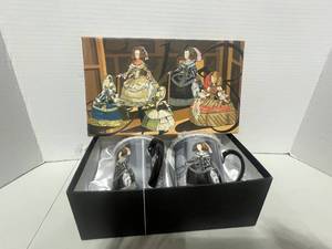 lot 89 image: New Giordano Di Ponzano Queens Set of Two Espresso Cups in Gift Box