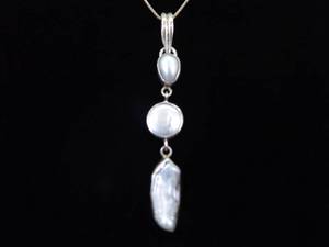 lot 37 image: .925 Sterling Silver Baroque Pearl Pendant Necklace