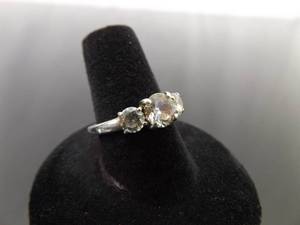 lot 67 image: .925 Sterling Silver Zirconia Ring Size 7