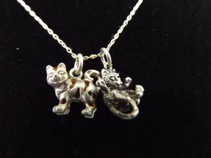 lot 43 image: .925 Sterling Silver Kitty Cat Charms Pendant Necklace