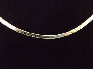 lot 50 image: .925 Sterling Silver Vermeil 24 Herringbone Necklace