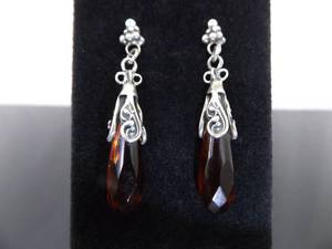 lot 91 image: .925 Sterling Silver Carnelian Dangle Post Earrings