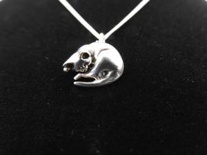 lot 44 image: .925 Sterling Silver Napping Kitty Cat Charm Pendant Necklace