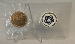 lot 98 image: 1976 American Revolution John Adams Bicentennial Commemorative Coin & Token - cello wrapped