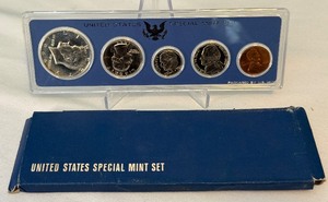 lot 103 image: 1966 Special Mint Proof Set (5 coins) - original package with COA