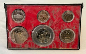 lot 107 image: 1979 Proof Set (6 coins) - No external case, waterfire damage evident