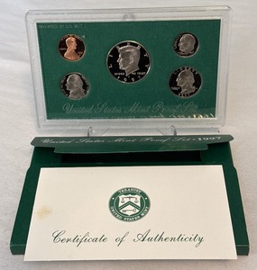 lot 119 image: 1997 Proof Set (5 coins) - original package with COA